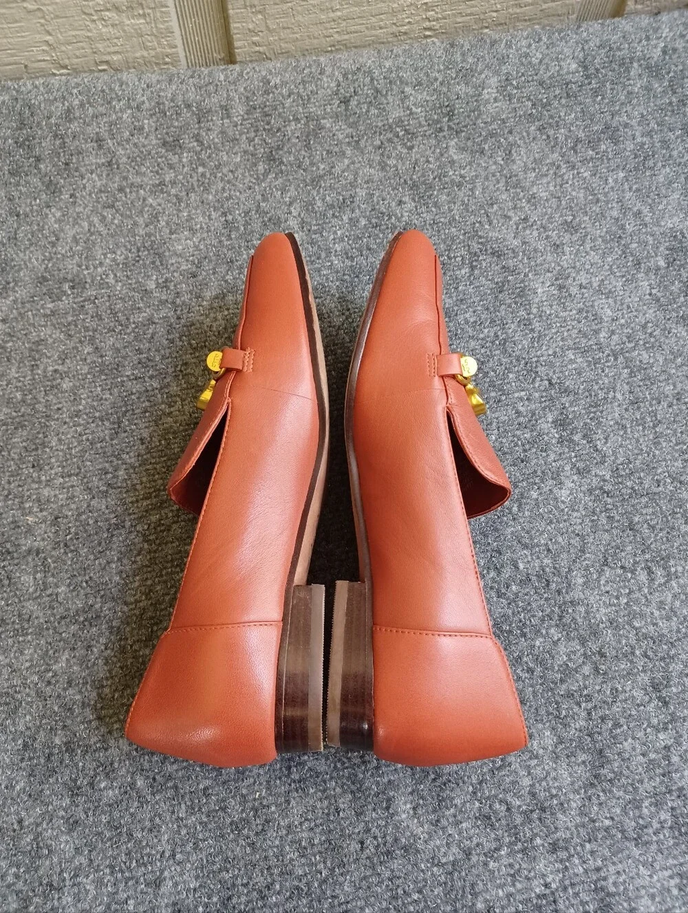 Tory Burch Jessa Horse Hardware Leather Loafer Size 6.5 M Women In Dark Sienne